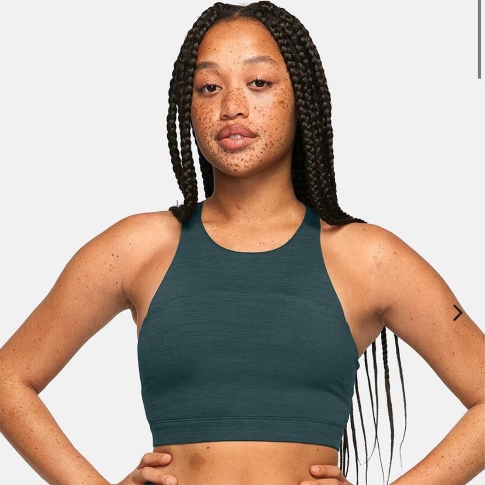 Outdoor Voices Evergreen move free crop top